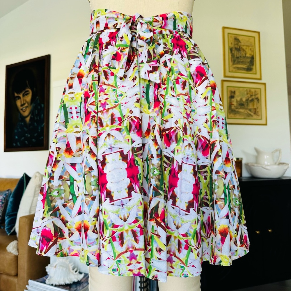 6 Shore Road Multicolor Floral Dress - Picture 13 of 16